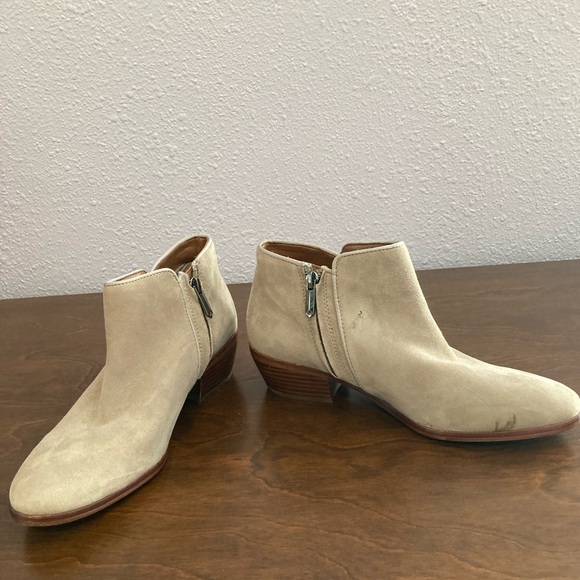 Sam Edelman Bootie - Picture 2 of 3